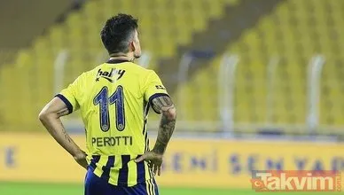 Son dakika Fenerbahçe transfer haberleri... Fenerbahçe’nin yeni sezon planı hazır! Perotti yerine Francis Amuzu!
