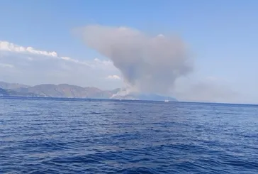 Marmaris’te orman yangınına üç koldan müdahale: Yoğun çalışmaların ardından alevler kontrol altına alındı