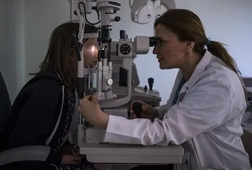 Anne babalar dikkat: Çocuklarda gece körlüğünü ele veren 3 kritik belirti