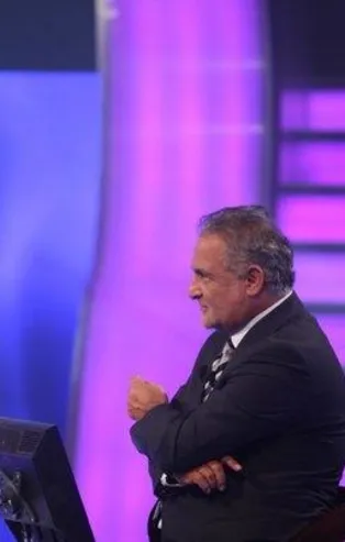 SON DAKİKA: Kenan Işık'ın sağlık durumu nasıl? Eşi müjdeli haberi verdi