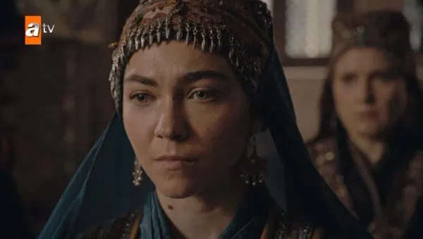 kurulus-osmanda-nefes-kesen-sahne-osman-beyin-emriyle-mahkeme-kuruldu-oktem-bey-ve-alcicek-hatunun-cezasi-kesi-1668021156071.jpg Kuruluş Osman’da nefes kesen sahne: Osman Bey’in emriyle mahkeme kuruldu! Öktem Bey ve Alçiçek Hatun’un cezası kesildi-3