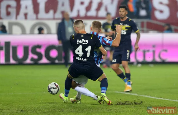 Trabzonspor-Fenerbahçe maçındaki penaltı ve kırmızı kart kararları doğru mu? - 1