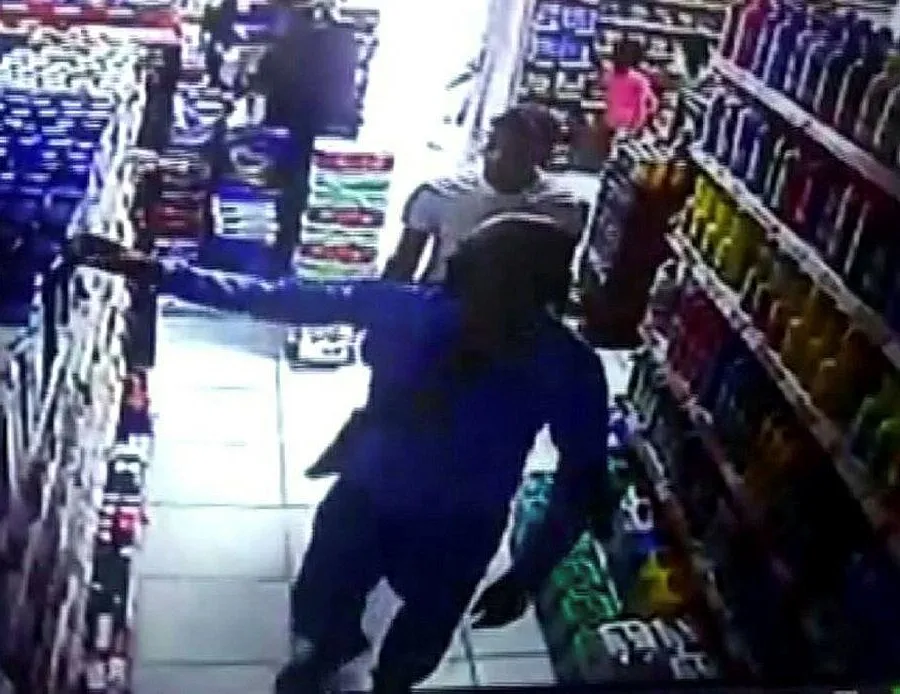 Hırsızlara sopayla dayak!