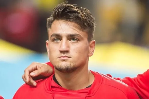 Cengiz Ünder'in transferini böyle duyurdular! İngilizler 25 milyon Euro'yu gözden çıkardı
