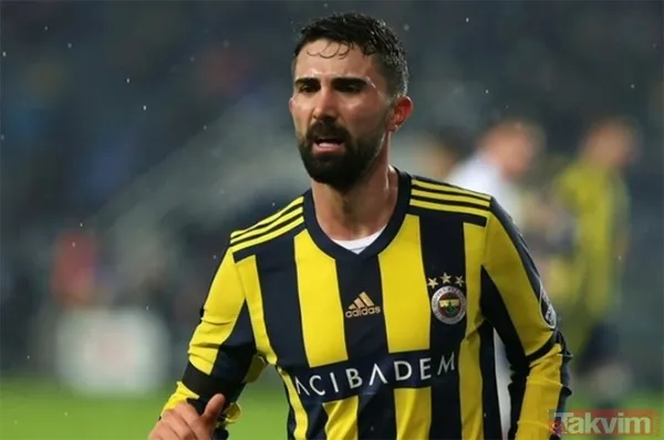 Fotomaç'ın Haberine Göre Sezon Sonunda Sözleşmesi Bitecek İsimlerden Olan Ve Adı Galatasaray İle Anılan Hasan Ali Kaldırım Da Takımdan Gönderilecekler...