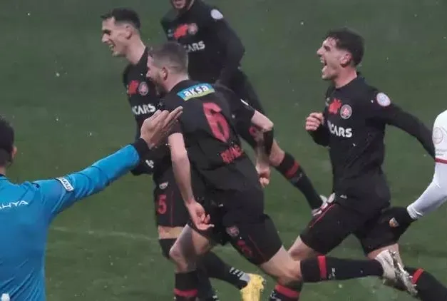 Karagümürük farklı kazandı