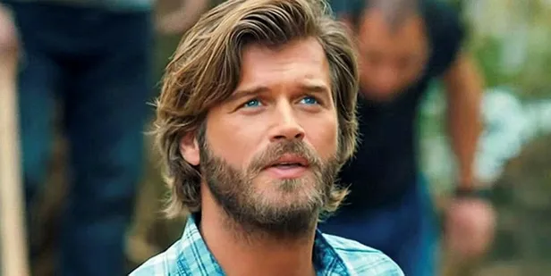 2020nin-en-guzel-ve-en-yakisikli-isimleri-belli-oldu-fahriye-evcen-ozgu-kaya-kivanc-tatlitug-ve-cagatay-ulusoy-1608158379591.jpeg 2020’nin en güzel ve en yakışıklı isimleri belli oldu! Fahriye Evcen, Özgü Kaya, Kıvanç Tatlıtuğ ve Çağatay Ulusoy...-7