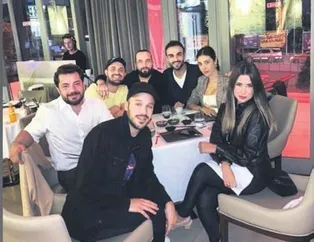 Masadan eksiliyor dostlar