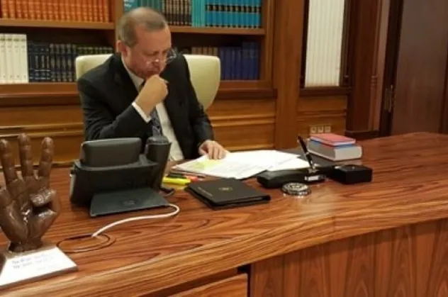AK Parti'de kritik gün
