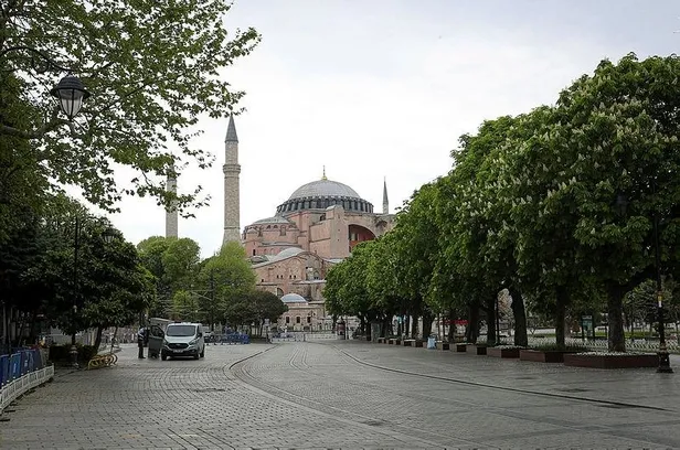 Son dakika: 30 büyükşehir ve Zonguldak'ta uygulanan sokağa çıkma kısıtlaması sona erdi-2