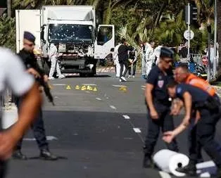 Türkiye’yi eleştirenlerden Fransa’ya laf yok