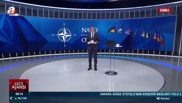 Dışişleri Bakanı Mevlüt Çavuşoğlu'ndan Berlin'de üçlü zirve