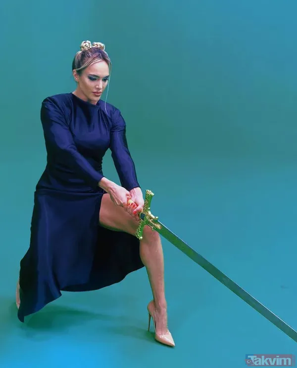 Enka'nın Kısa Mesafe Koşucularından Olan Birsen Bekgöz, Lisansını Kıbrıs'ta Bulunan Doğu Akdeniz Üniversitesi'nde Tamamladı.