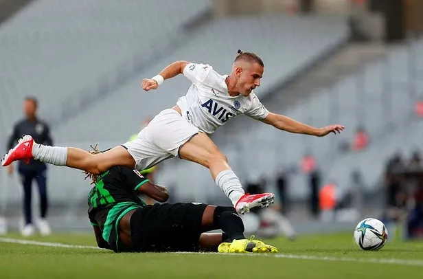Fenerbahçe'de Vitor Pereira'dan 4 futbolcuya sert uyarı! Mesut Özil ve Caner Erkin...-5