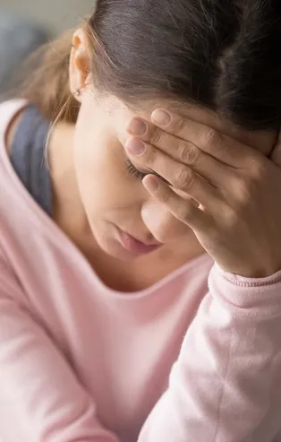 Mevsimlerden baş ağrısı! Sonbahar migrene davetiye çıkartıyor | Sağlık haberleri