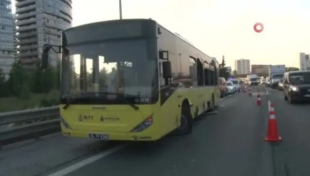 TEM'de facianın eşiğinden dönüldü: Meyve yüklü kamyon arızalanan İETT otobüsüne çarptı!
