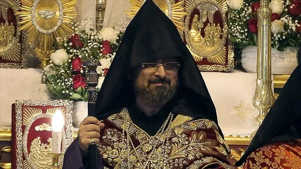 isvecte-kuran-i-kerime-yonelik-alcak-saldiriya-turkiye-ermenileri-patrigi-sahak-masalyandan-tepki-1689072068294.jpeg