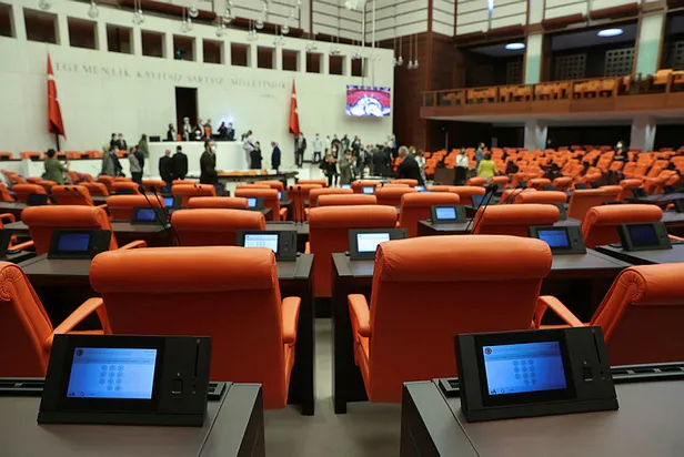 meclis-ne-zaman-aciliyor-2021-tbmm-genel-kurulu-toplantisi-saat-kacta-yapilacak-27-donem-5-yasama-yili-gundeminde-neler-var-1633058817450.jpg Meclis ne zaman açılıyor 2021? TBMM Genel Kurulu toplantısı saat kaçta yapılacak? 27. Dönem 5. Yasama Yılı Meclis gündeminde neler var?-2