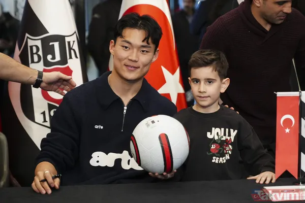 Beşiktaşlı Hyeon-gyu Oh Sultanahmet Camii'ni ziyaret etti: Paylaşımı ilgi odağı oldu - 8