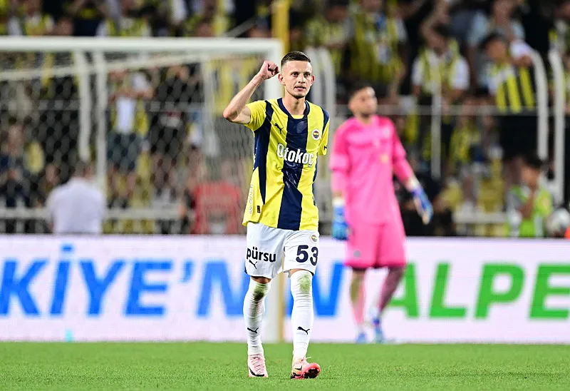 Spor yazarları Fenerbahçe - Lugano maçını değerlendirdi! 2 yıldıza büyük övgü - 2