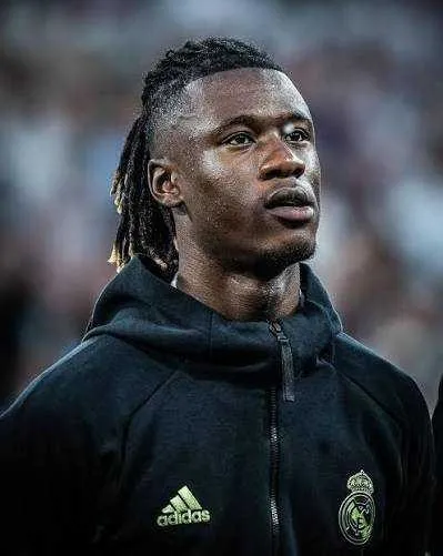 galatasarayda-1-ayrilik-1-transfer-orta-sahaya-dev-isim-1788245847128.jpeg Galatasaray'da 1 ayrılık 1 transfer! Orta sahaya dünya yıldızı-7