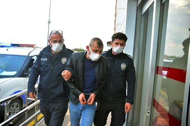 Adana'da yasa dışı bahis operasyonu! Çok sayıda gözaltı var