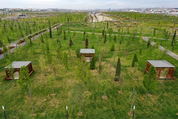 baskan-erdoganin-hizmete-alacak-ataturk-havalimani-millet-bahcesinin-ilk-etabi-aciliyor-10-bin-81-agac-41-bin-1683390299710.jpg Başkan Erdoğan hizmete aldı: Atatürk Havalimanı Millet Bahçesi'nin ilk etabı açıldı! 10 bin 81 ağaç 41 bin bitki dikildi-10