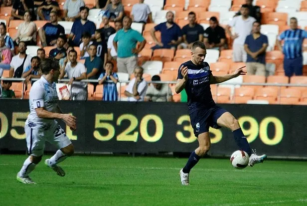 adana-demirspor-uefa-konferans-ligi-3-on-eleme-turunda-osijeki-5-1-maglup-etti-1691698863288.jpeg