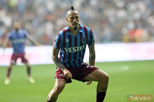 Sezona damga vurup, Trabzonspor'u sırtladılar! İşte tarihi şampiyonluğu getiren usta ayaklar... - 10