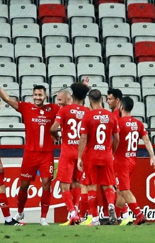 Derbide kazanan Antalyaspor