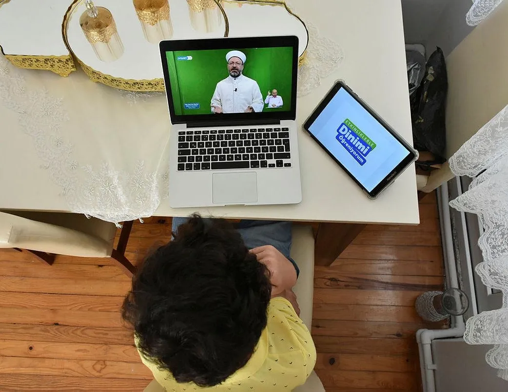 Uzaktan eğitim ile Kur’an-ı Kerim kursu!