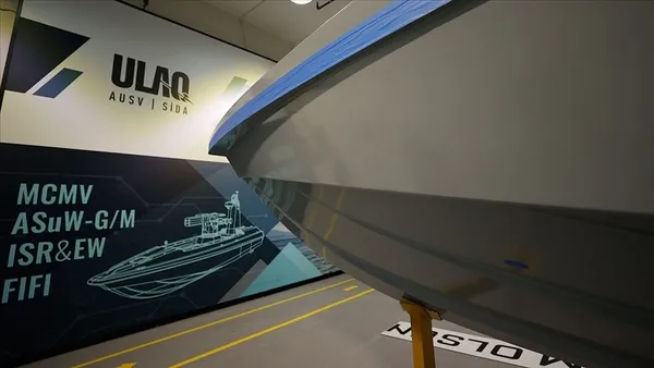 son-dakika-mavi-vatan-ile-bulustu-turkiyenin-ilk-silahli-insansiz-deniz-araci-ulaq-1613118040413.jpg SON DAKİKA: Mavi Vatan ile buluştu! Türkiye'nin ilk silahlı insansız deniz aracı ULAQ-2