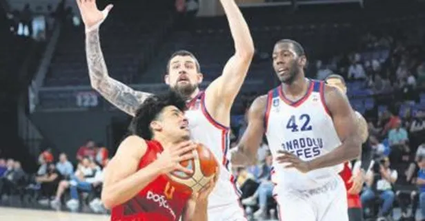 Galatasaray’ı yenen Efes seriyi 2-0’a getirdi! Anadolu Efes 80-68 Galatasaray Doğa Sigorta