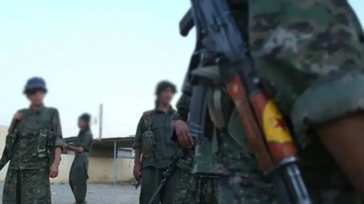 Terör örgütü YPG kendini feshetti