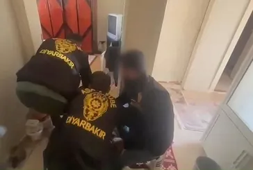 Kadınların görüntülerini çekip paylaşıyordu