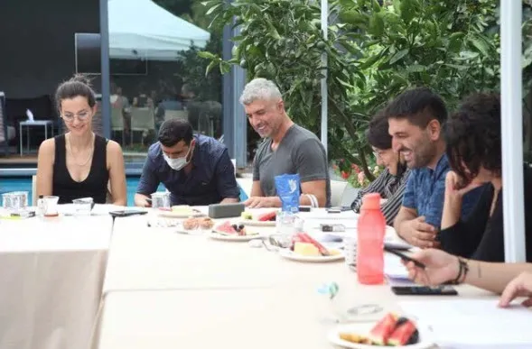 Star TV'de çarşı pazar karıştı 'Pazar' uğurlu günü diye insanları düzeninden etti! Akrep ve Sol Yanım için öldürücü hamle-4