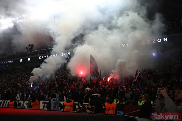 Trabzonspor taraftarı şampiyonluğu kutluyor! Renkli görüntüler... - 22