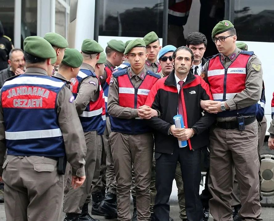 Halisdemir’in eşinden darbeciye tepki