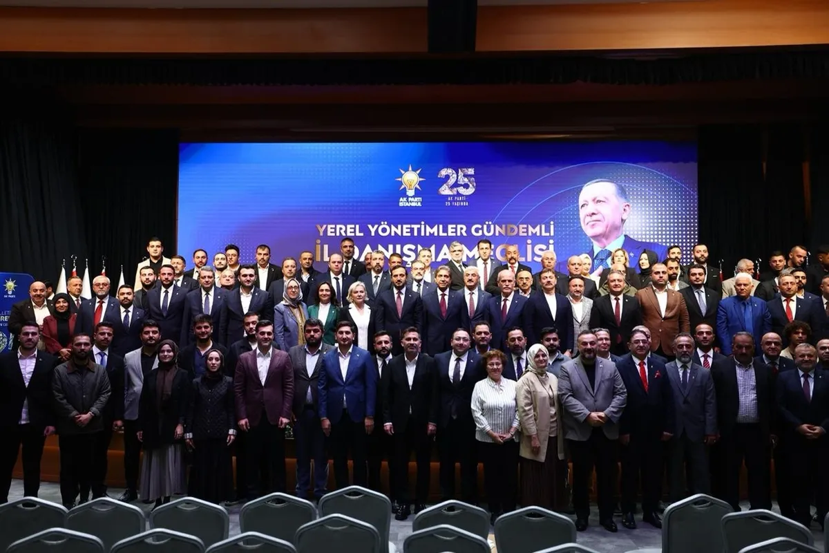 chp-iyi-parti-ve-diger-partilerden-136-kisi-ak-partiye-gecti-1791617462733.jpeg CHP, İYİ Parti, DEVA ve diğer partilerde görev yapan 136 isim AK Parti saflarına geçti-6