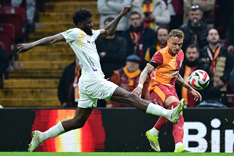 Fenerbahçe'nin eski hocası transferde Galatasaray'ın yıldızını istedi! - 23