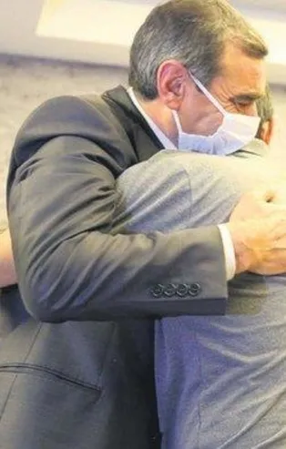 Diyarbakır’daki evlat nöbetinde bir aile daha evladına kavuştu