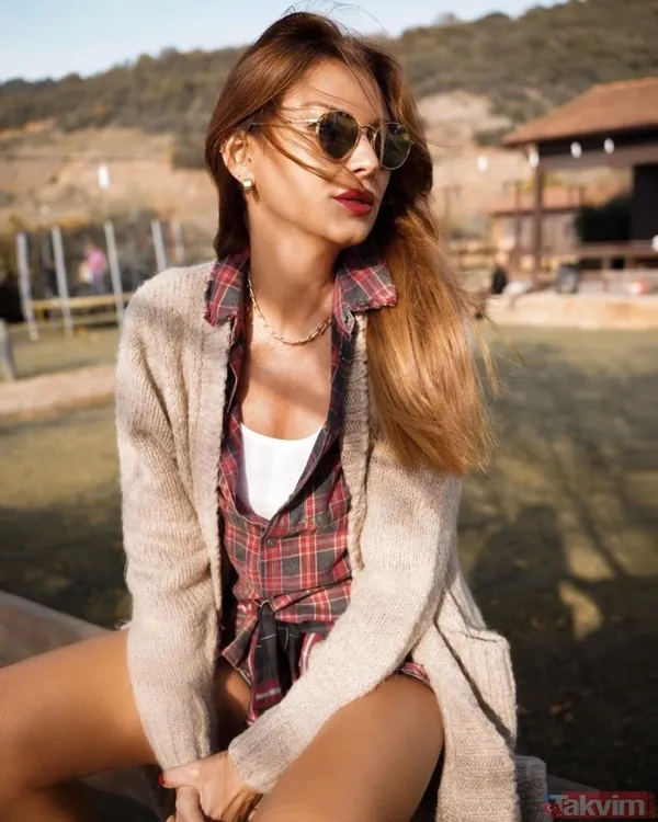 Kim der 49 yaşında! Pınar Altuğ teknede sere serpe! Emre Altuğ’dan ilk yorum geldi! Seda Sayan kayıtsız kalamadı! Yağmur Atacan’ın eşi... - 14