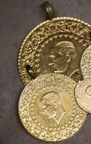 Altın yükselecek mi düşecek mi? Uzman isimden altın yatırımcılarına flaş uyarı!