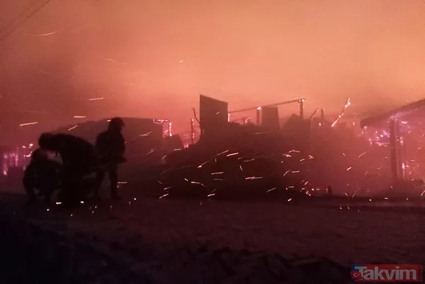 SON DAKİKA: İnsanlık dramı! Bangladeş'te mültecilerin kaldığı kampta yangın çıktı! 15 kişi öldü! 400 kişiden haber alınamıyor - 30