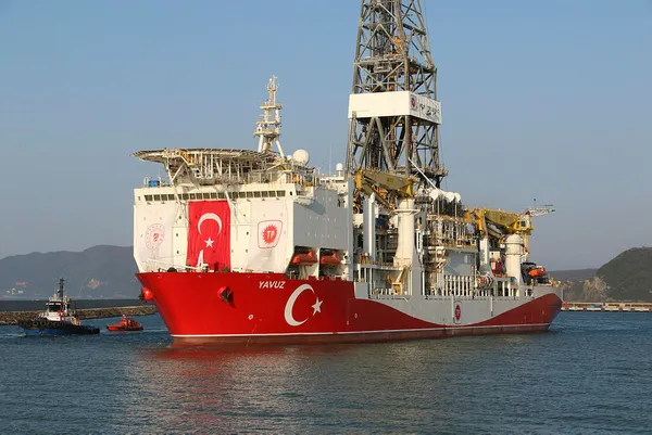 yavuz-sondaj-gemisinin-karadeniz-seferi-yunanistan-basininda-1649488276872.jpg Yavuz Sondaj Gemisi'nin Karadeniz seferi Yunanistan basınında-3