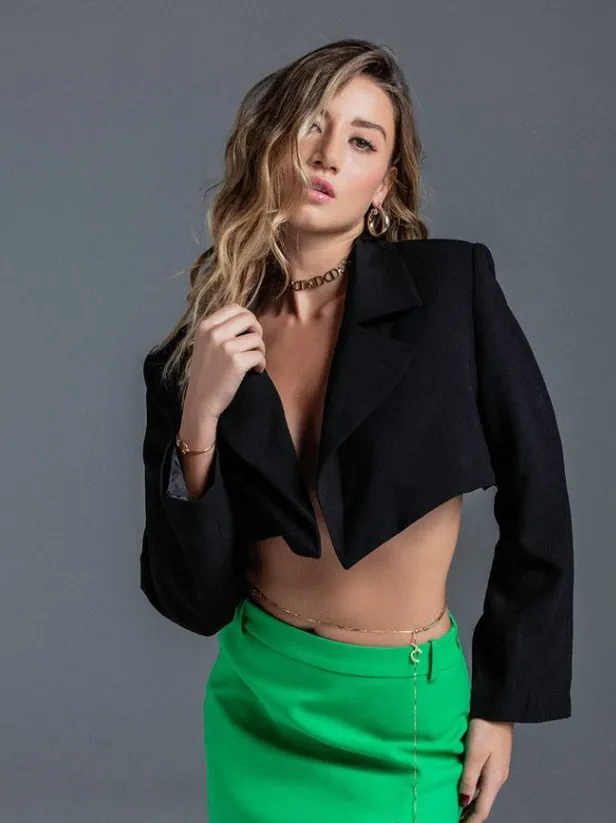 Aleyna Kalaycıoğlu'dan Batuhan Karacakaya'ya 'ilahi adalet..' Uğruna yalnız kaldı! Survivor'da deli divane aşıktı şimdi kanlı oldu!-2