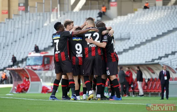 Karagümrük 3 attı 3 aldı! (Fatih Karagümrük 3-1 Göztepe MAÇ SONUCU ÖZET) - 14