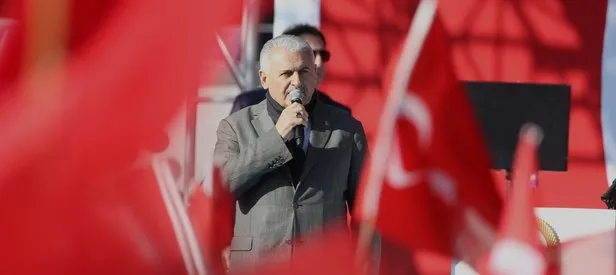 Başbakan Yıldırım: Türk milleti diz çökmez