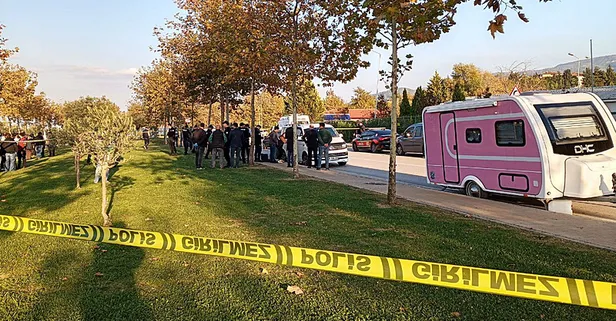 Kocaeli'de park halindeki minibüste bir kişi ölü bulundu