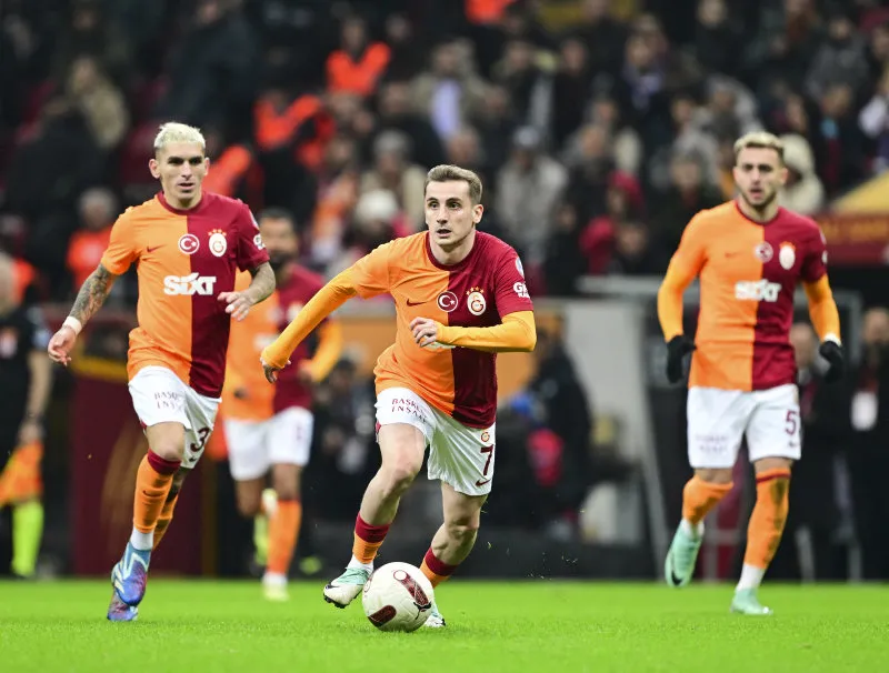 Galatasaray'a Kopenhag maçı öncesi dev müjde! Davinson Sanchez - 6